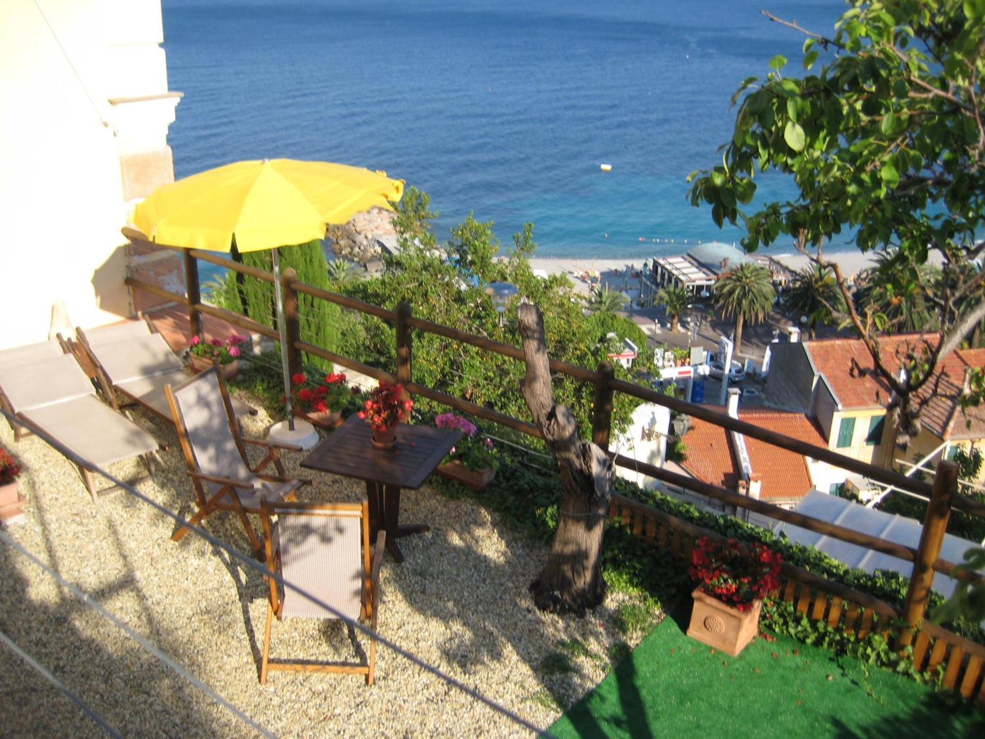 Palazzo Vescovile Hotel Noli Luaran gambar