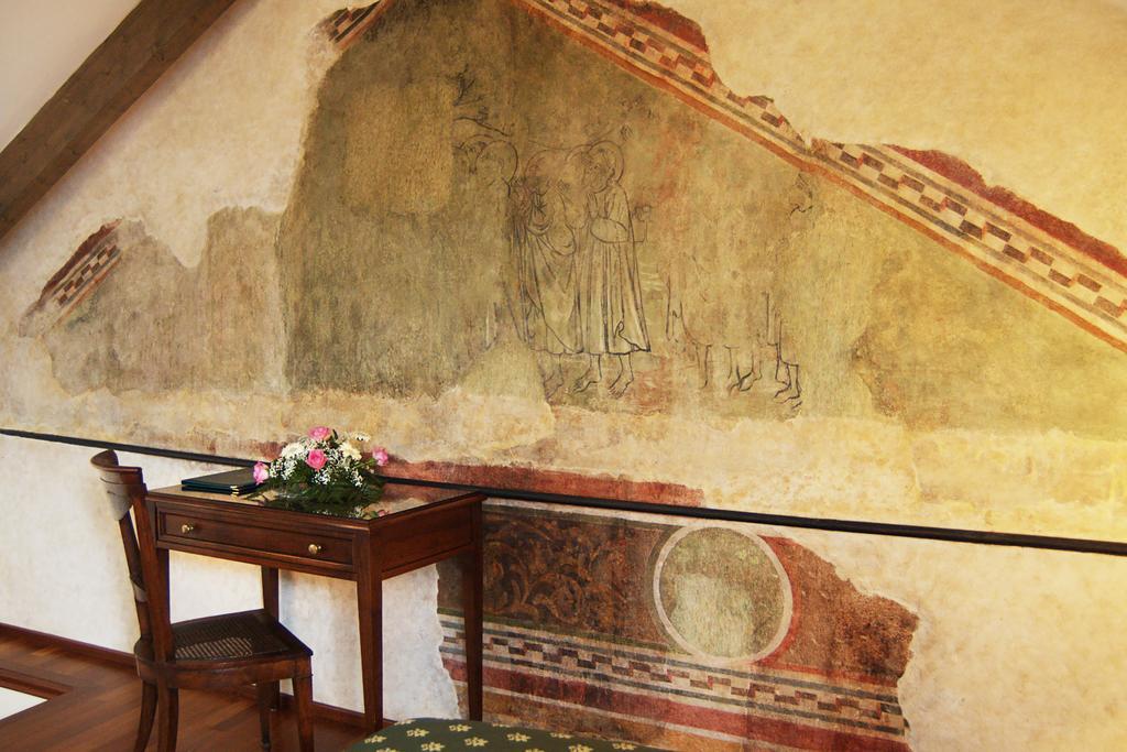 Palazzo Vescovile Hotel Noli Luaran gambar