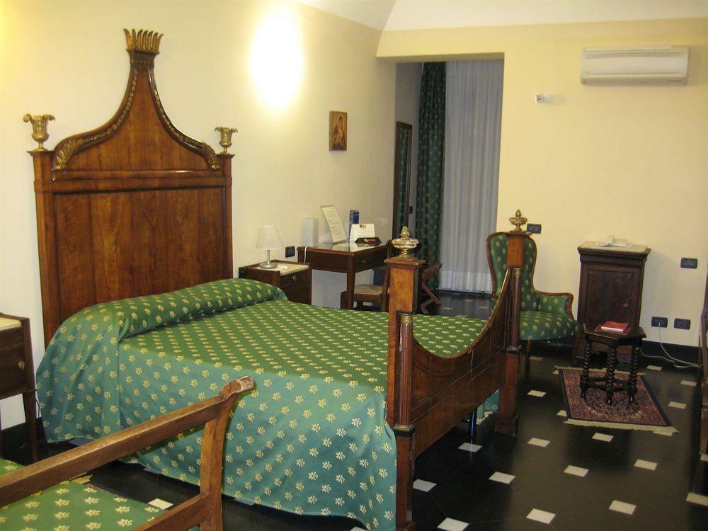 Palazzo Vescovile Hotel Noli Luaran gambar