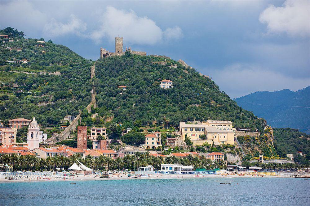Palazzo Vescovile Hotel Noli Luaran gambar